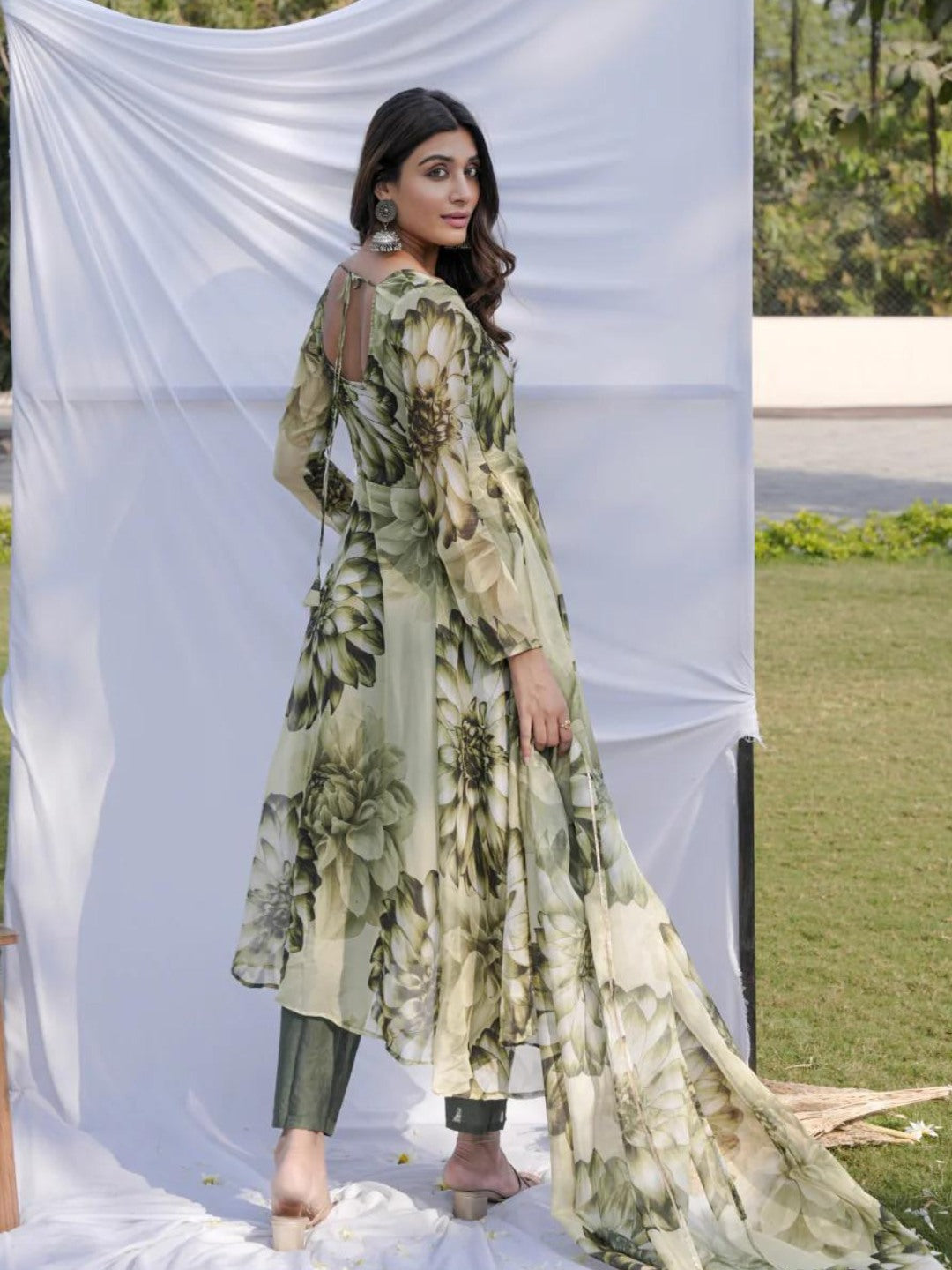 Green Anarkali Ethnic Floral Print Kurta & Trousers With Dupatta