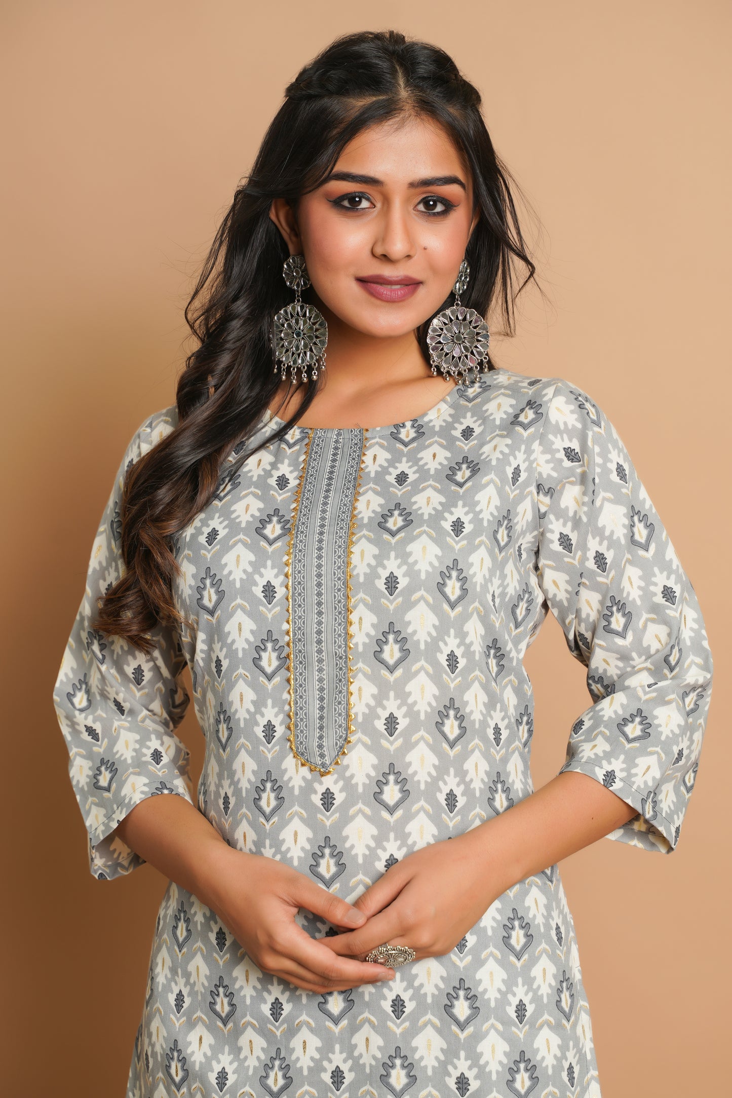 Elegant Grey Printed Kurta Set for Women | Sitaram Designer Ethnic Wear